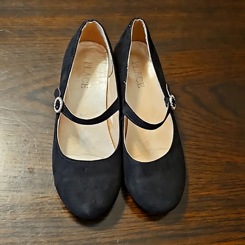🦋5/$15 Girls Black Kitten Heels 1